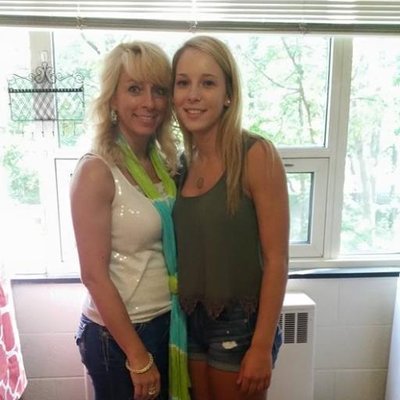 Profile Picture of Amanda Cassell Hill (@amandahill0003) on Twitter