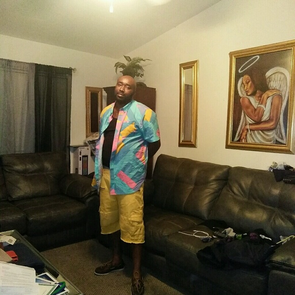 Profile Picture of Brian Mather (@brian12384) on Poshmark