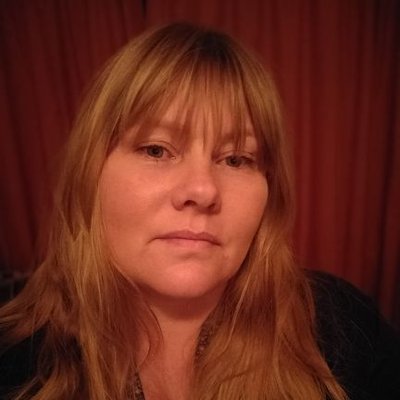 Profile Picture of Cassandra Davies (@cassie_davies) on Twitter
