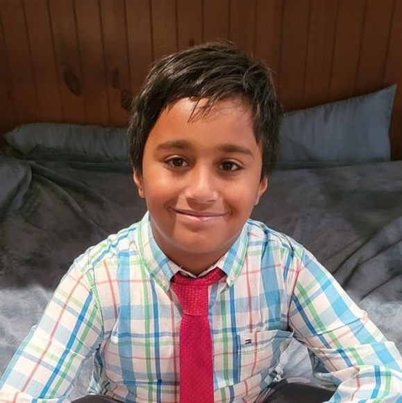 Profile Picture of Agapi Fafalios (@agapifafalios) on Poshmark