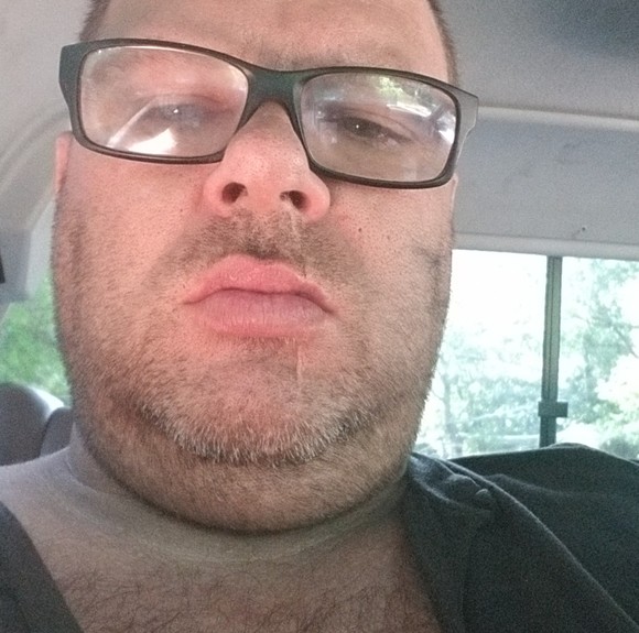 Profile Picture of Robert Cohen (@cohenrob69) on Poshmark