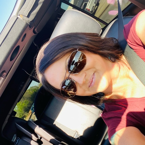 Profile Picture of Diana Godwin (@dkgodwin) on Poshmark