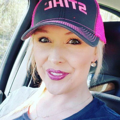 Profile Picture of Laura Jane Gilliam (@goldielocks71) on Twitter