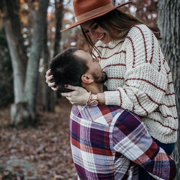 Profile Picture of Sami Hogue (@samantahogue) on Poshmark