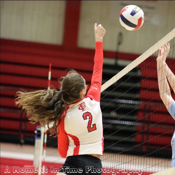 Profile Picture of Alex Christoff (@christoff_2) on Poshmark