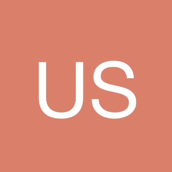 Profile Picture of Urszula Stoj (@urszulastoj) on Poshmark