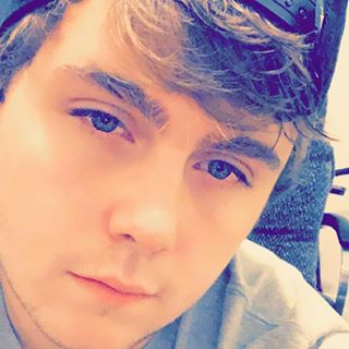 Profile Picture of Calvin Barnes (Calzone) (@calvin5132) on Facebook