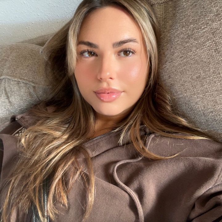 Profile Picture of mic (@michaelaaaruth_) on Tiktok