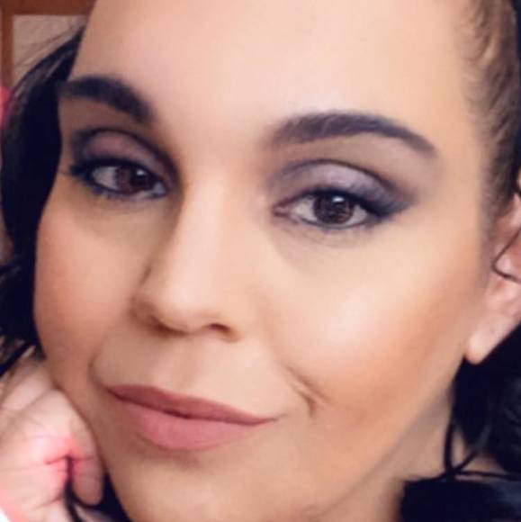 Profile Picture of Natalie Lanuto (@natalielanuto) on Poshmark