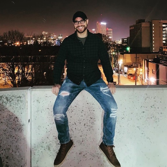 Profile Picture of Scott Blevins (@scottblevins) on Poshmark