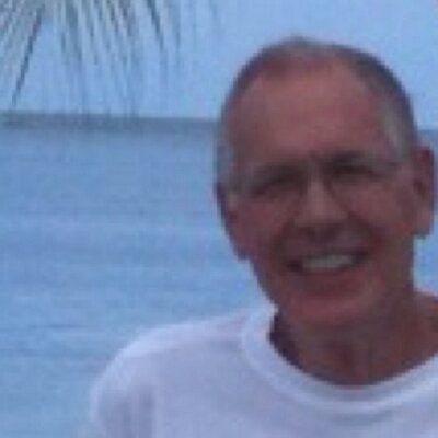 Profile Picture of Erik Bruce Farley (@hawkeyeclinton) on Twitter