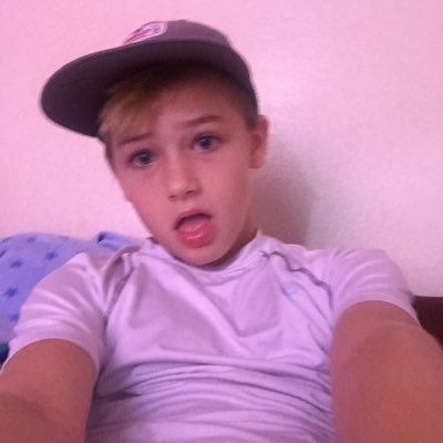 Profile Picture of Justinlain (@VanessaParipovi) on Twitter