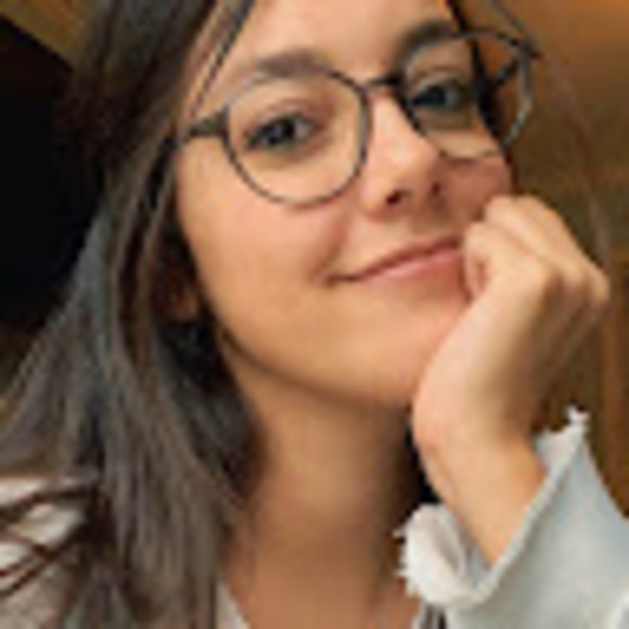 Profile Picture of Alexis Haughton (@amhaughton96) on Poshmark