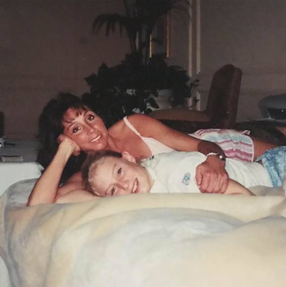 Profile Picture of Keerie Noorda (@keerienoorda) on Poshmark