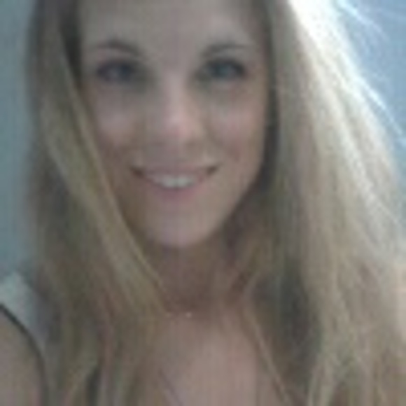 Profile Picture of Kailey Mitchell (@xokailey23) on Poshmark