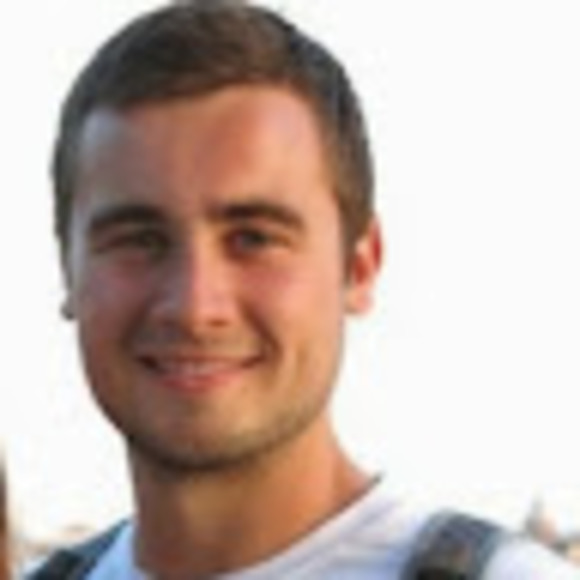 Profile Picture of Daniel Lustig (@dllustig) on Poshmark