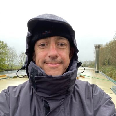 Profile Picture of James McMahon (@gwaelodmassive) on Twitter