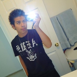 Jonathan Cruz - Myspace Profile Picture of Jonathan Cruz (@venom312) on Myspace