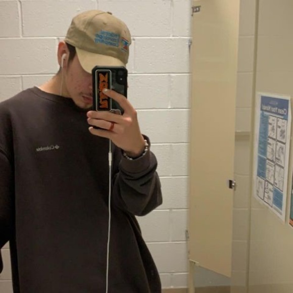 Profile Picture of Ian Klasen (@el_chimpy420) on Poshmark