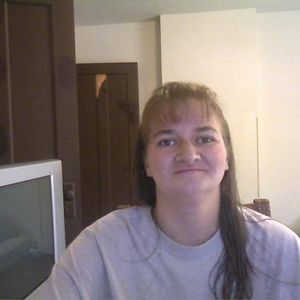 Profile Picture of Julie Burch (@sex1981) on Myspace