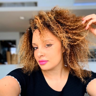 Profile Picture of Pandora (@pandoratweets) on Twitter