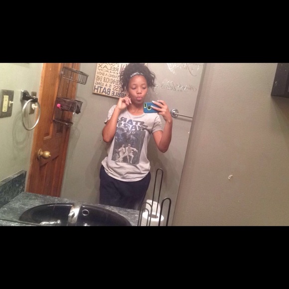 Profile Picture of Faith Johnson (@faithjohnson1) on Poshmark