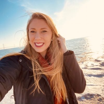 Profile Picture of Sarah Smith (@SarahNichole42) on Twitter