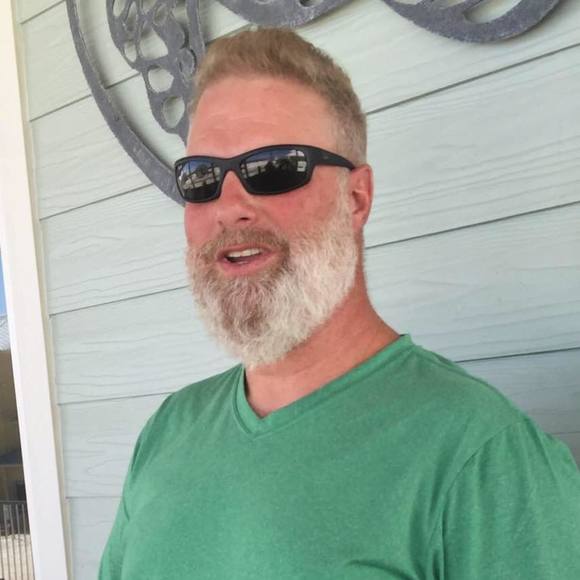 Profile Picture of Larry Huffman (@larry_huffman) on Poshmark