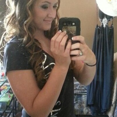 Profile Picture of Ashley Barbour (@ashley42003957) on Twitter