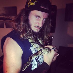 Profile Picture of Ed Gage (@acdcplayer_1992) on Myspace