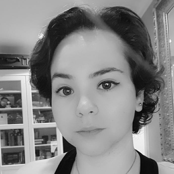 Profile Picture of Jess Mar (@jessmar248) on Poshmark