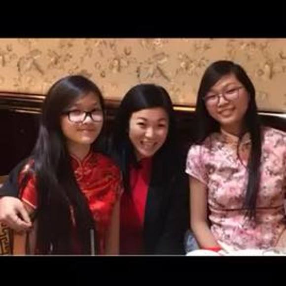 Profile Picture of Mandy Tang (@mtang143) on Poshmark