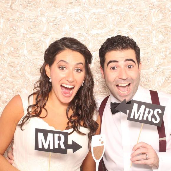 Profile Picture of Jessica Palompelli (@jpalompelli26) on Poshmark