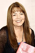 Profile Picture of Mary E. Pearson - Wikipediaon Wikipedia