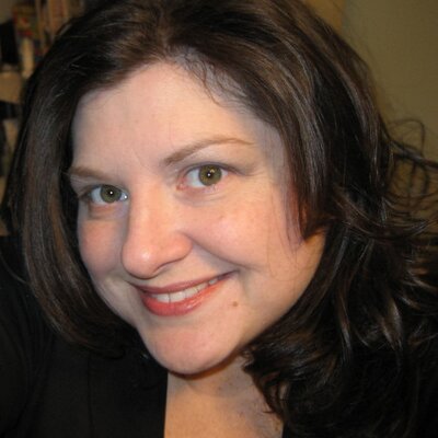 Profile Picture of Betsy Steele (@Steele_Curtain) on Twitter
