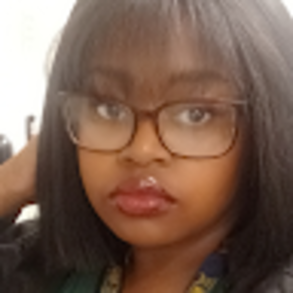 Profile Picture of Tamia Thaxton (@tamia_thaxton) on Poshmark