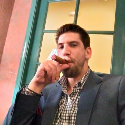 Max Vegas - Twitter Profile Picture of Max Vegas (@maxknowall) on Twitter