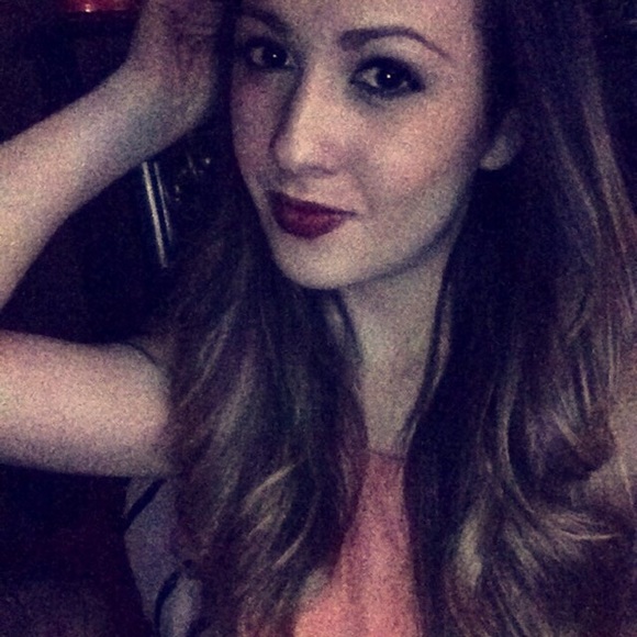 Profile Picture of Javiera Carrasco (@javimyers) on Poshmark