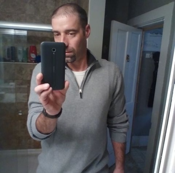 Profile Picture of Joe Melvin (@melvinjoejm69) on Poshmark