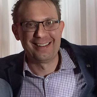 Profile Picture of John Toich (@John-Toich) on Facebook