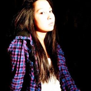 Profile Picture of Paulina Mella (@pooliii) on Myspace