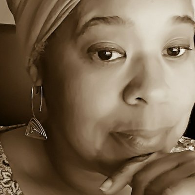 Profile Picture of Camille Harris (@4diasporaD) on Twitter