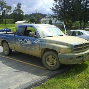 Benjamin Slingerland - Myspace Profile Picture of Benjamin Slingerland (@kidwiththelittledodge) on Myspace