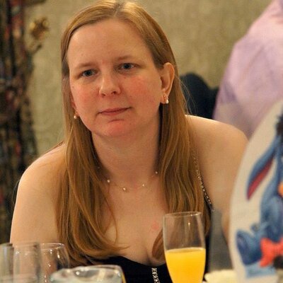 Profile Picture of Helen Kelly (@happy_eeyore) on Twitter