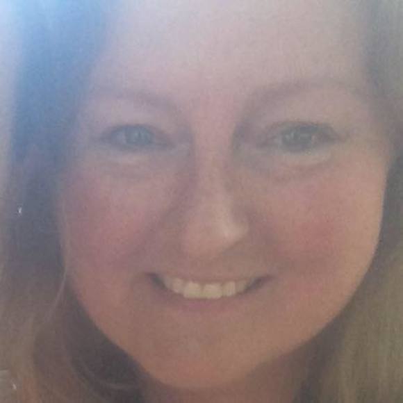 Profile Picture of Louise Dougherty (@louisedougherty) on Poshmark