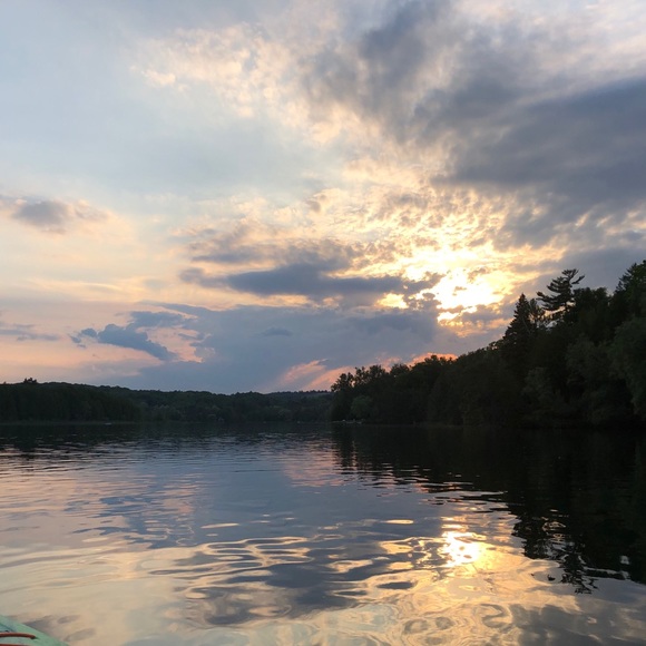 Profile Picture of Chloee Chloee (@shopwithchloee) on Poshmark