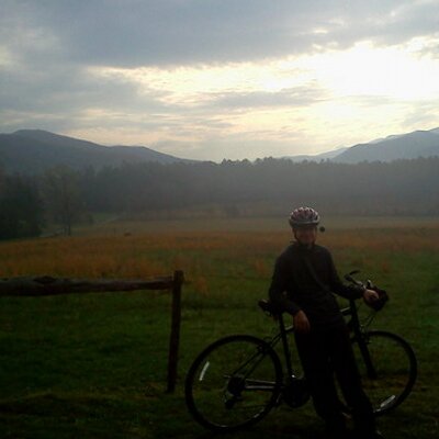 Profile Picture of Andrew Nussbaum (@ajnussbaum) on Twitter