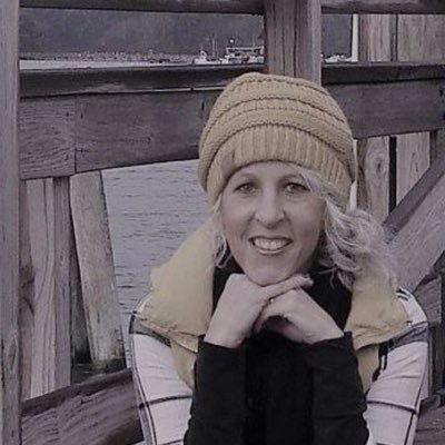 Profile Picture of Shawna Bell (@ShawnaB16997927) on Twitter