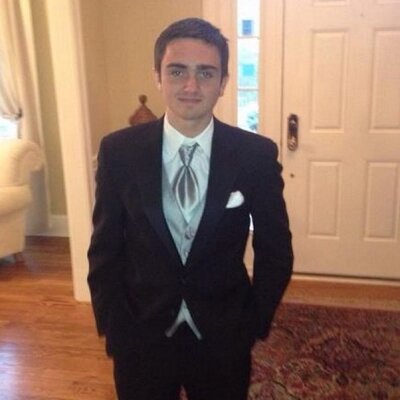 Profile Picture of Joe Koger (@joeisafoxymama) on Twitter