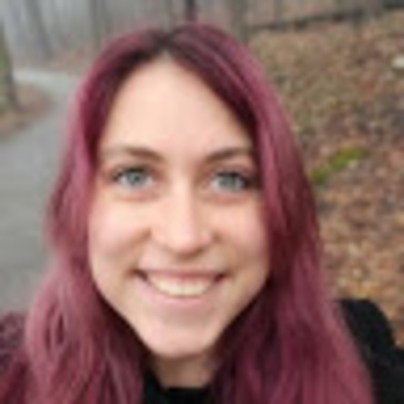 Profile Picture of Hanna Brabo (@hannabrabo0320) on Poshmark